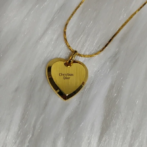 SALE! Christian Dior Gold Plated Heart Pendant Necklace W Polished Heart Charm - Picture 2 of 12